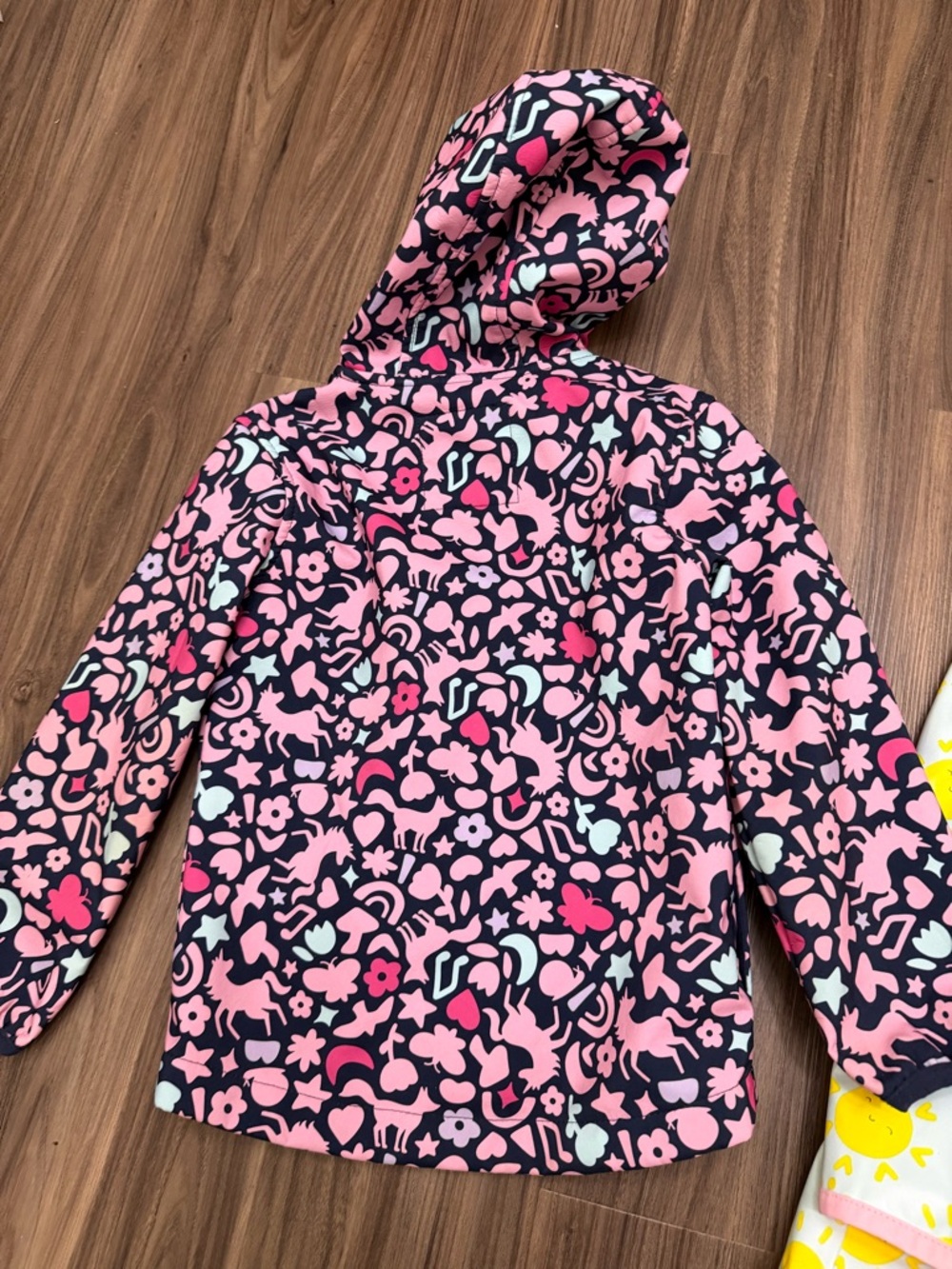 2 of Cat & Jack girl sz 5 Yellow Sun Hooded Raincoat with Pink Trim - Picture 7 of 10